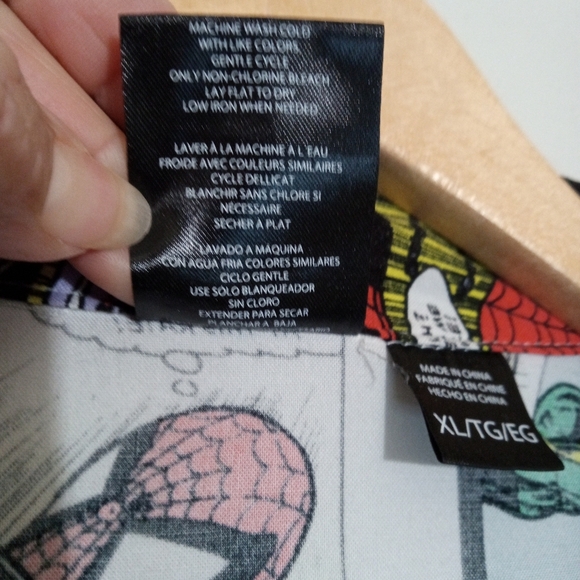 Marvel Spiderman Comic Strip short sleeve button down shirt Men's size XL - Picture 9 of 13